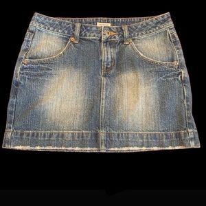 Y2K Guess jean skirt